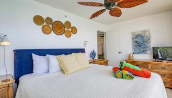 Valley Isle Resort condo # 610B, Lahaina, Hawaii - photo 4 of 25