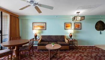 Valley Isle Resort condo # 706, Lahaina, Hawaii - photo 5 of 18