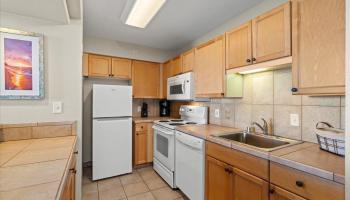 Valley Isle Resort condo # 802, Lahaina, Hawaii - photo 6 of 19