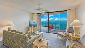 Valley Isle Resort condo # 808, Lahaina, Hawaii - photo 4 of 35