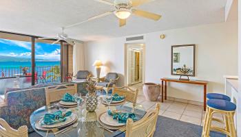 Valley Isle Resort condo # 808, Lahaina, Hawaii - photo 5 of 35