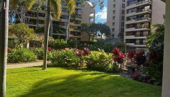 Valley Isle Resort condo # 904B, Lahaina, Hawaii - photo 3 of 8