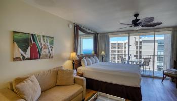 Royal Kahana condo # 1018, Lahaina, Hawaii - photo 4 of 35