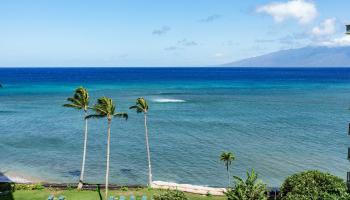 Royal Kahana condo # 702, Lahaina, Hawaii - photo 4 of 37