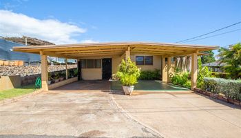 440  Hauola Pl Lahainaluna, Lahaina home - photo 2 of 30