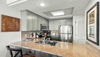 Hololani condo # B201, Lahaina, Hawaii - photo 6 of 31