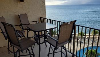 Hololani condo # B501, Lahaina, Hawaii - photo 3 of 12