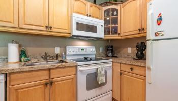 Pohailani Maui condo # 154, Lahaina, Hawaii - photo 4 of 32