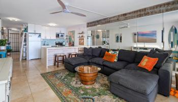 Kahana Reef condo # 122, Lahaina, Hawaii - photo 4 of 29 Kahana Reef condo # 122, Lahaina, Hawaii - photo 4 of 29