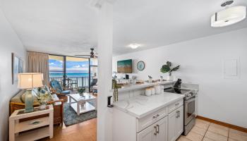 Kahana Reef condo # 203, Lahaina, Hawaii - photo 4 of 40