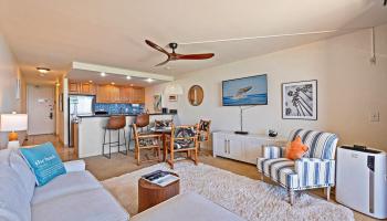 Kahana Reef condo # 204, Lahaina, Hawaii - photo 4 of 34