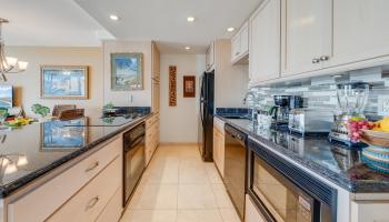 Kahana Reef condo # 221, Lahaina, Hawaii - photo 5 of 35