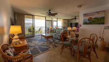 Kahana Reef condo # 415, Lahaina, Hawaii - photo 3 of 32