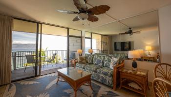 Kahana Reef condo # 415, Lahaina, Hawaii - photo 4 of 32