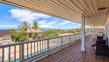 45  Iwa Pl , Lahaina home - photo 4 of 50