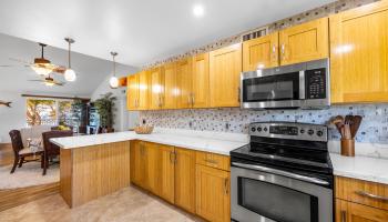 Kai Makani condo # 46-203, Kihei, Hawaii - photo 5 of 30