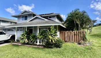 47  Poniu Cir , Wailuku home - photo 4 of 27