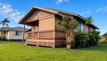 470  Iliahi St , Lanai home - photo 4 of 13