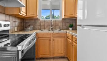 Puuone Gardens condo # 6, Wailuku, Hawaii - photo 3 of 17