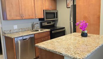 Lahaina Shores condo # 220, Lahaina, Hawaii - photo 6 of 23