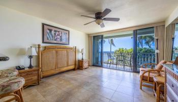 Lahaina Shores condo # 225, Lahaina, Hawaii - photo 2 of 23