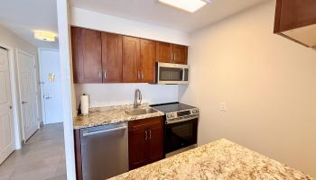 Lahaina Shores condo # 308, Lahaina, Hawaii - photo 5 of 40