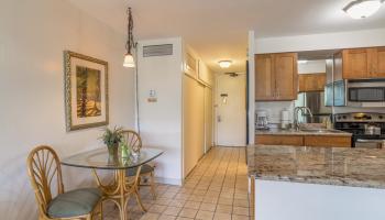 Lahaina Shores condo # 316, Lahaina, Hawaii - photo 4 of 6