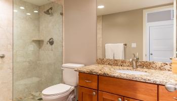Lahaina Shores condo # 332, Lahaina, Hawaii - photo 5 of 17