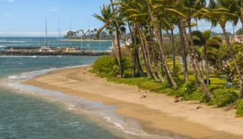 Lahaina Shores condo # 522, Lahaina, Hawaii - photo 4 of 30