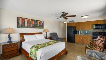 Lahaina Shores condo # 534, Lahaina, Hawaii - photo 5 of 35