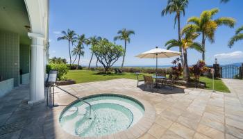Lahaina Shores condo # 605, Lahaina, Hawaii - photo 4 of 5