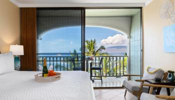 Lahaina Shores condo # 617, Lahaina, Hawaii - photo 6 of 37