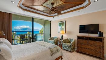 Lahaina Shores condo # 629, Lahaina, Hawaii - photo 3 of 36