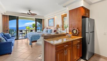 Lahaina Shores condo # 635, Lahaina, Hawaii - photo 4 of 23