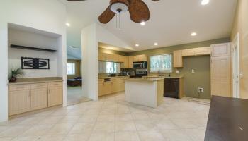 49  Hoowehi Pl , Kahului home - photo 6 of 29
