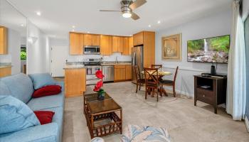 Waiohuli Beach Hale condo # D 225, Kihei, Hawaii - photo 4 of 42