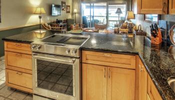 Kahana Sunset condo # D7, Lahaina, Hawaii - photo 6 of 38