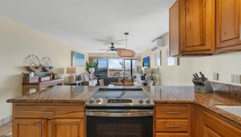 Kahana Sunset condo # E5, Lahaina, Hawaii - photo 4 of 44