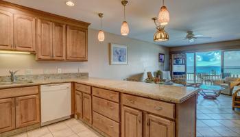 Kahana Sunset condo # F7, Lahaina, Hawaii - photo 2 of 33 Kahana Sunset condo # F7, Lahaina, Hawaii - photo 2 of 33
