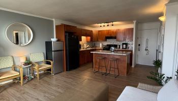 Puuone Terrace condo # 307, Wailuku, Hawaii - photo 5 of 8