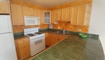 Puuone Terrace condo # 317, Wailuku, Hawaii - photo 4 of 26