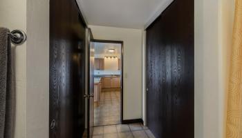 Puuone Terrace condo # 419, Wailuku, Hawaii - photo 6 of 15