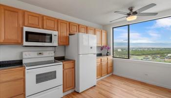 Mount Thomas condo # 203, Wailuku, Hawaii - photo 1 of 33