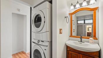 Mount Thomas condo # 203, Wailuku, Hawaii - photo 4 of 33