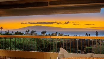 Masters condo # 3304, Lahaina, Hawaii - photo 1 of 43