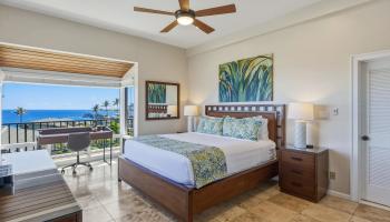 Kapalua Bay Villas II condo # 11B2, Lahaina, Hawaii - photo 6 of 50