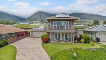 51  Moolu St , Wailuku home - photo 2 of 50