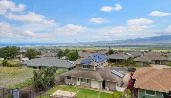 51  Moolu St , Wailuku home - photo 4 of 50