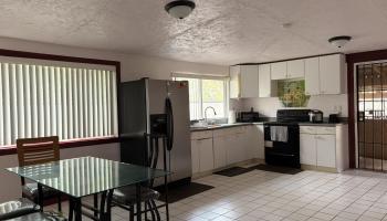 514  Gay St , Lanai home - photo 6 of 20