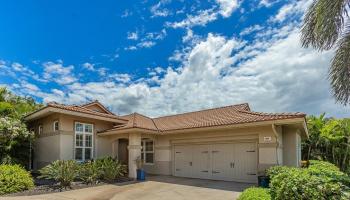 Hokulani Golf Villas condo # 34, Kihei, Hawaii - photo 1 of 47